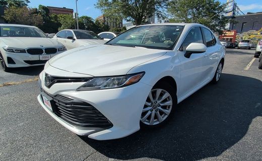 2020 Toyota Camry LE