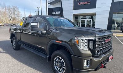 2022 GMC Sierra HD AT4