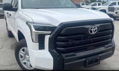 2025 Toyota Tundra SR