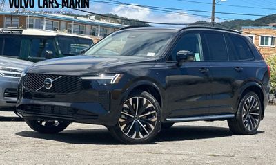 2026 Volvo XC90 Ultra Dark