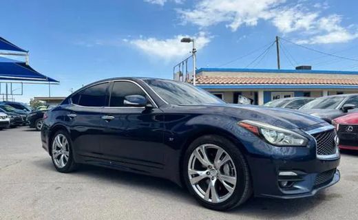 2015 Infiniti Q70 3 7