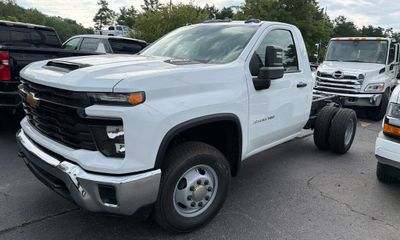 2026 Chevrolet Silverado HD Work Truck
