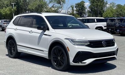 2022 Volkswagen Tiguan SE R Line
