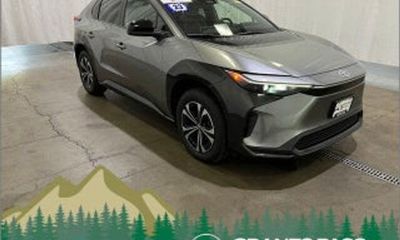 2023 Toyota BZ4X Limited
