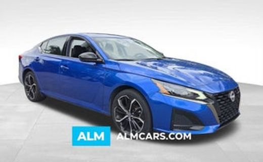2023 Nissan Altima SR
