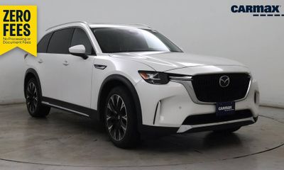 2024 Mazda CX-90 Premium Package