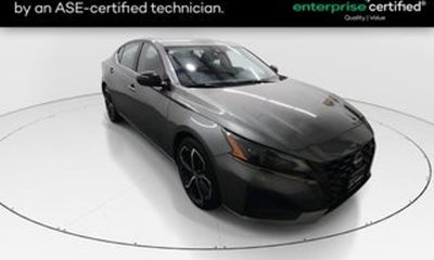 2024 Nissan Altima SR