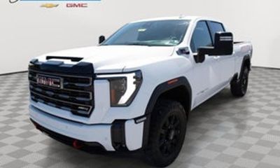 2025 GMC Sierra HD AT4