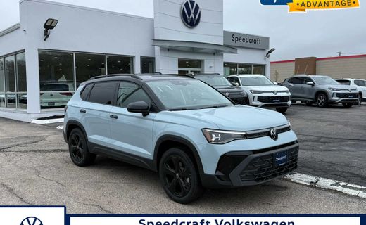 2026 Volkswagen Taos 4MOTION SE Black