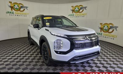 2026 Mitsubishi Outlander SE Trail Edition