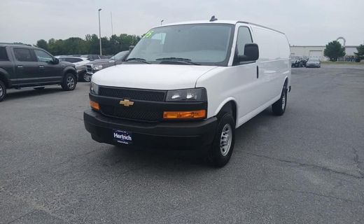 2025 Chevrolet Express EXT