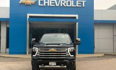 2024 Chevrolet Silverado HD High Country