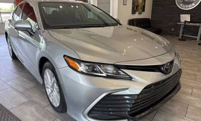 2023 Toyota Camry LE