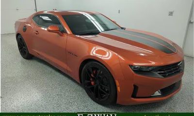2023 Chevrolet Camaro 2LT 3LT