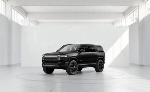 2026 Rivian R1S Premium
