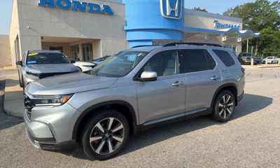 2023 Honda Pilot TRG