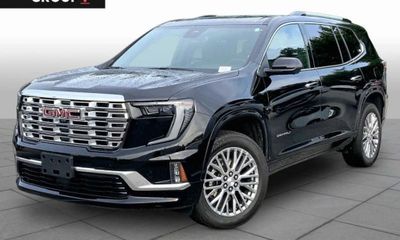 2025 GMC Acadia Denali