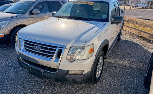 2010 Ford Explorer Sport Trac XLT