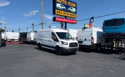 2015 Ford Transit 150 Medium Roof