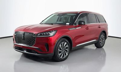 2026 Lincoln Aviator Base