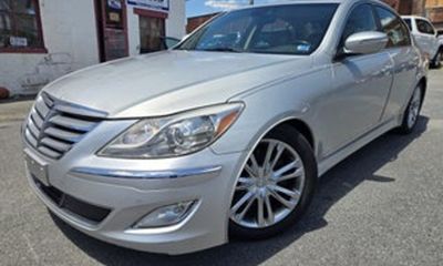 2012 Hyundai Genesis GLS