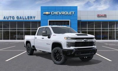 2026 Chevrolet Silverado HD Custom