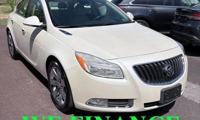 2012 Buick Regal Premium 1