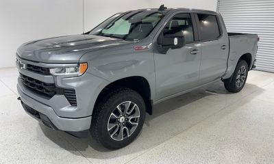 2024 Chevrolet Silverado RST