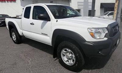 2014 Toyota Tacoma Delux Grade
