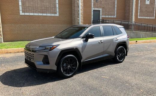 2026 Toyota RAV4 XLE Premium