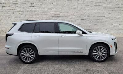 2020 Cadillac XT6 Sport