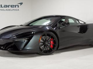 2025 McLaren Artura