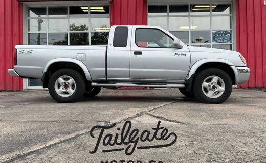2000 Nissan Frontier XE