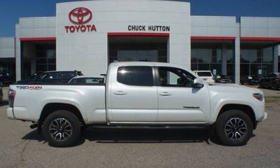 2023 Toyota Tacoma SR5
