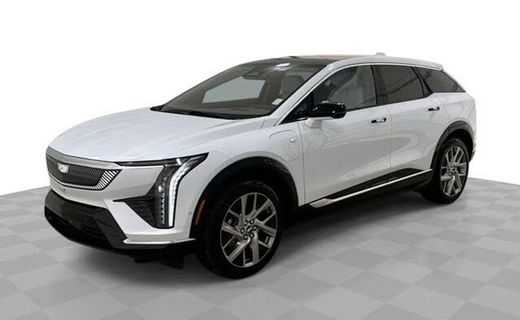 2026 Cadillac Optiq Luxury 2