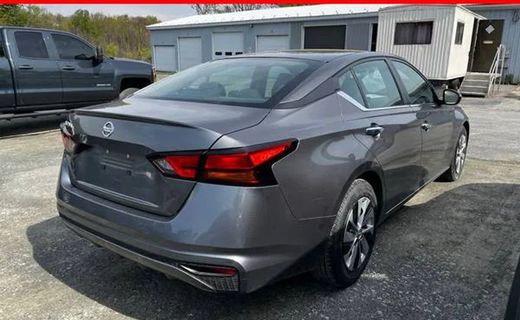 2022 Nissan Altima S