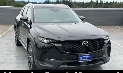 2023 Mazda CX-50 Premium Plus
