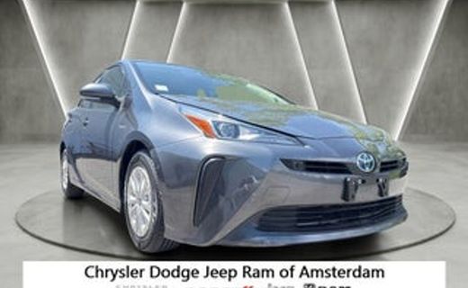 2022 Toyota Prius LE