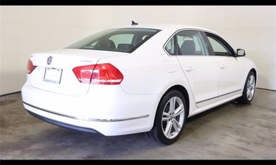 2015 Volkswagen Passat SEL