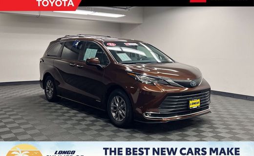 2021 Toyota Sienna XLE