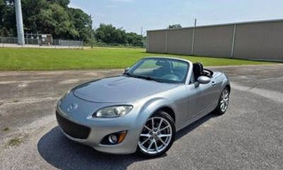2010 Mazda MX-5 Grand Touring