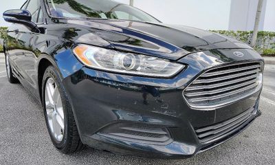 2014 Ford Fusion SE