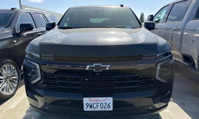 2026 Chevrolet Suburban RST