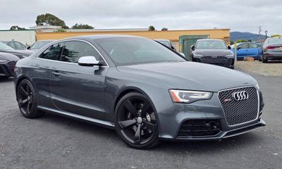 2014 Audi RS 5 42 Quattro Coupe
