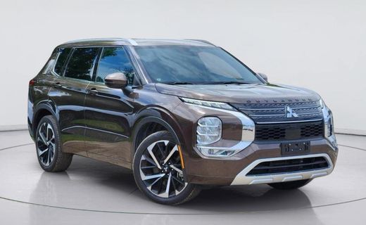 2024 Mitsubishi Outlander SEL