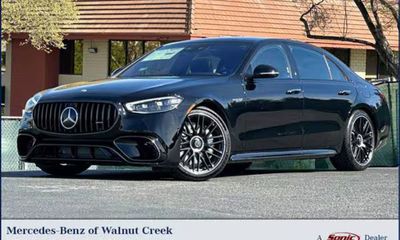 2026 Mercedes-Benz S-Class AMG S63E