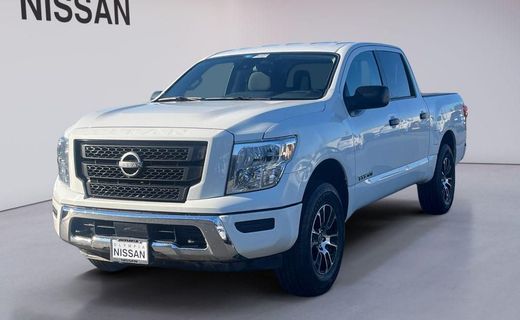 2023 Nissan Titan