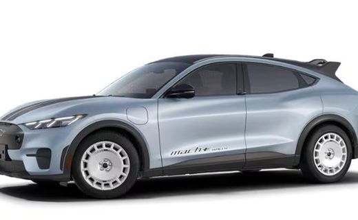 2025 Ford Mustang Mach-E GT