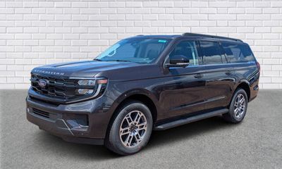 2026 Ford Expedition MAX Active