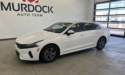2023 Kia K5 LXS
